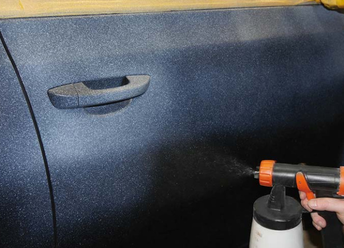 FOLIATEC základní nástřik pro zajištění odstranitelnosti stříkané fólie Hard Rock Liner 2,5l - Obrázek 3