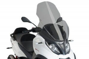 Plexi štít PUIG V-TECH LINE TOURING 1666H kouřová pro PIAGGIO/VESPA MP3 300 2018-2023
