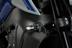 Sada držáků pro podporu směrových světel PUIG 20867N černý pro HONDA CBR 600 RR 2024-2025, YAMAHA MT-09 850 / 890 2021-2026