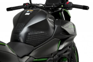 Gripy na nádrž PUIG 22281W průhledný pro KAWASAKI Z 500 / SE 2024-2026, KAWASAKI Ninja 500 2024-2026