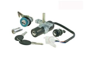Spínací skříňka RMS 246050621 pro APRILIA Scarabeo 50 (Di-tech) 2006-2009, APRILIA Scarabeo 100 2006-2009