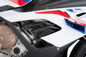 Výplňové panely PUIG 3833N černý pro BMW S 1000 RR 2019-2022