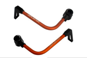 Chrániče páček ACCOSSATO DE003 s oranžovou hadicí a kloubem right + left , aluminium