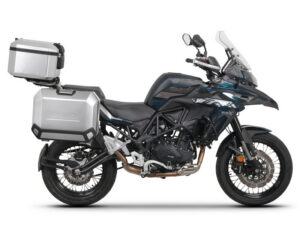 Kompletní sada hliníkových kufrů SHAD TERRA, 55L topcase 36L/47L boční kufry, včetně montážní sady a plotny SHAD Benelli TRK 502 X 2022 -