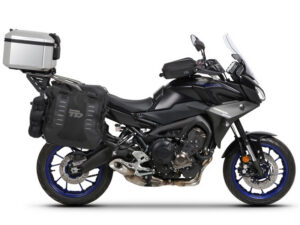 Kompletní sada bočních adventure brašen SHAD TERRA TR40 a hliníkového 37L topcase, včetně montážní sady SHAD YAMAHA MT-09 Tracer / Tracer 900