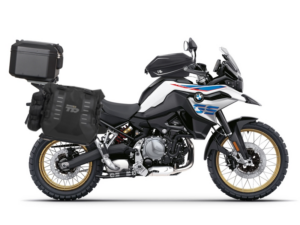 Kompletní sada bočních adventure brašen SHAD TERRA TR40 a  černého hliníkového 55L topcase, včetně montážní sady SHAD BMW F750 GS / F850 GS