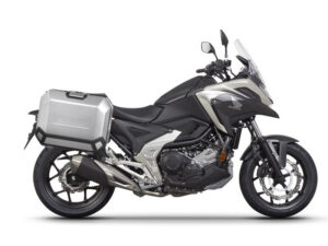 Kompletní sada bočních hliníkových kufrů SHAD TERRA 47L/47L, včetně montážní sady SHAD HONDA NC 750 X 2021-