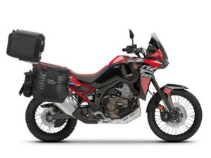 Kompletní sada bočních adventure brašen SHAD TERRA TR40 a  černého hliníkového 37L topcase, včetně montážní sady SHAD HONDA CRF 1100 Africa Twin