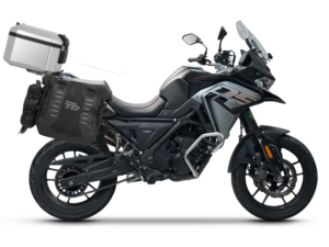 Kompletní sada bočních adventure brašen SHAD TERRA TR40 a hliníkového 55L vrchního kufru, včetně montážní sady SHAD Voge 650DS / 650DSX