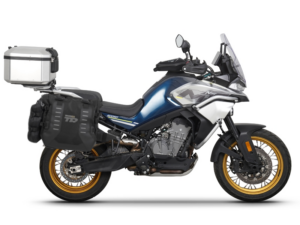 Kompletní sada bočních adventure brašen SHAD TERRA TR40 a hliníkového 55L vrchního kufru, včetně montážní sady SHAD CF Moto 800MT