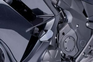 Pádové protektory rámu PUIG R12 6055N černý s šedou gumou pro KAWASAKI ER-6f 650 2012-2017
