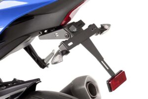 Nastavitelný držák SPZ PUIG 7798N černý pro YAMAHA YZF-R1 2015-2026