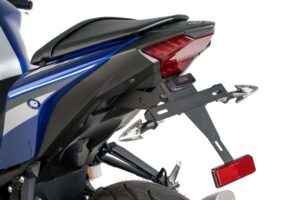 Nastavitelný držák SPZ PUIG 7799N černý pro YAMAHA YZF-R3 2015-2024, YAMAHA MT-03 320 2016-2026
