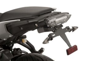 Nastavitelný držák SPZ PUIG 9204N černý pro YAMAHA MT-07 Tracer / Tracer 700 2016-2019, YAMAHA Tracer 7 2021-2024