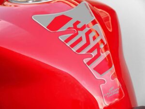 Tankpad PUIG SPIRIT 9308P stříbrná pro YAMAHA XSR 900 2016-2024, YAMAHA XSR 900 GP 2024-2026