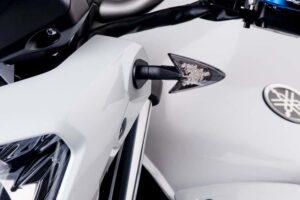 Záslepky pod miniblinkry PUIG 9465N černý pro YAMAHA MT-09 850 / 890 2017-2020