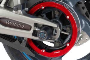 Okrasný kroužek hřídele PUIG 9546R červená pro KYMCO AK 550 2017-2022