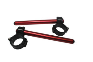 Pár zvýšených clip-on řídítek ACCOSSATO CP004 + 20 mm se sklonem 10 stupňů, červené